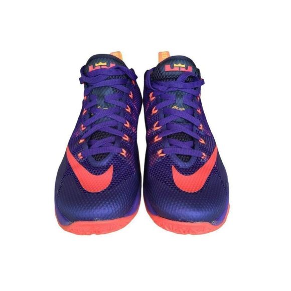Men\'s Size 8.5 Nike Lebron 12 SE \